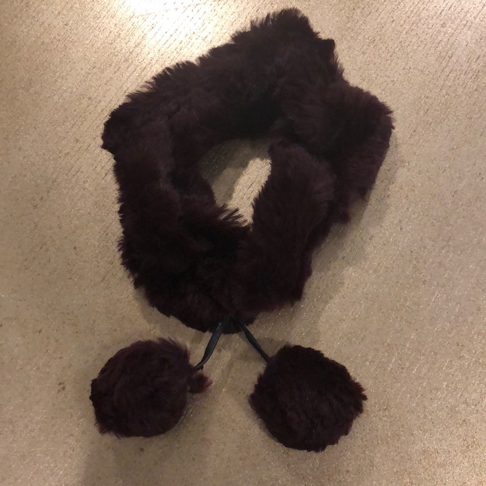 Genuine rabbit choker style scarf!